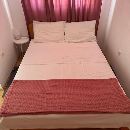 Apartmani Dekovic Primošten Exteriör bild
